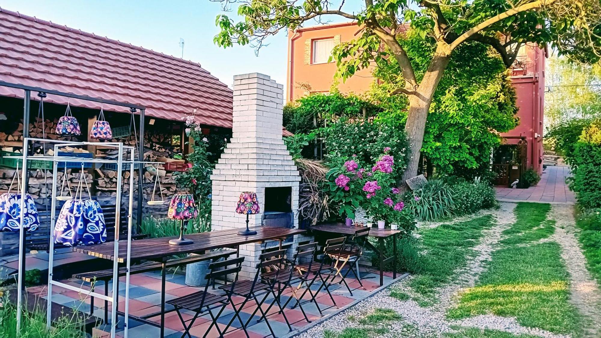 Penzion Vilka Podhajcanka Podhájska Dış mekan fotoğraf